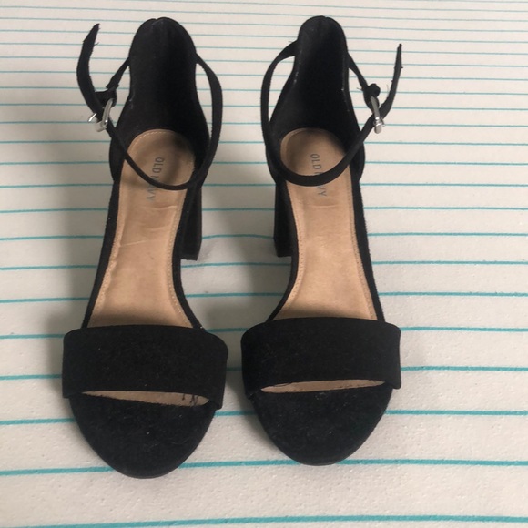 Old Navy Shoes - Block Heel Sandals